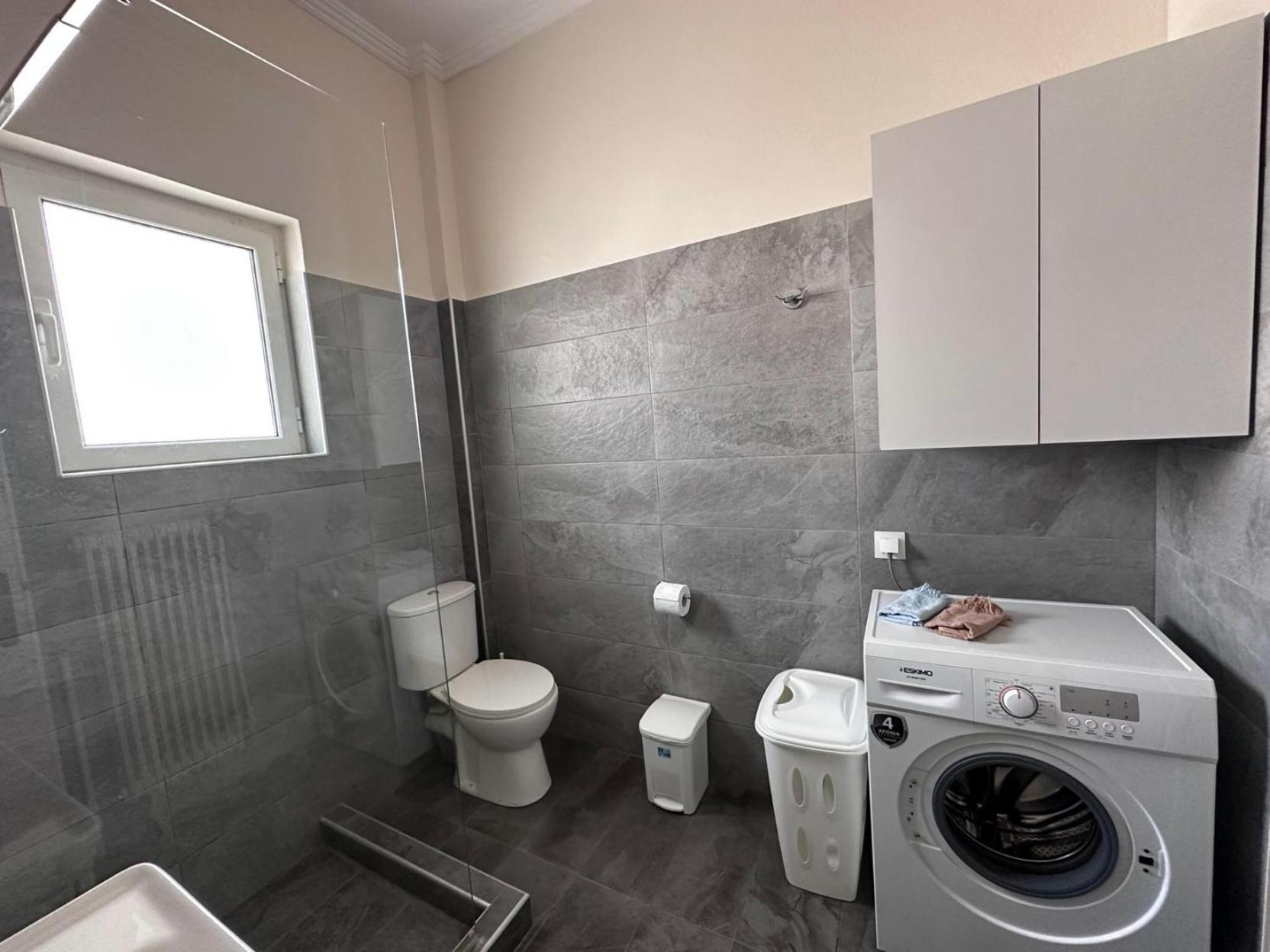 Beach Front Apartment Nea Palatia Bagian luar foto